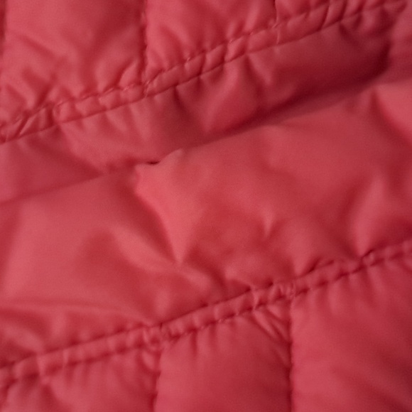 NAUTICA Reversable Puffer Vest - Picture 9 of 10
